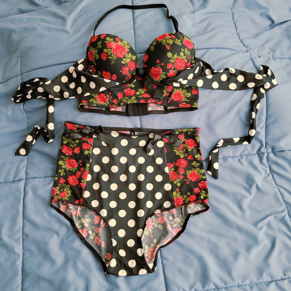 Lovesick Vintage Inspired Lingerie Set